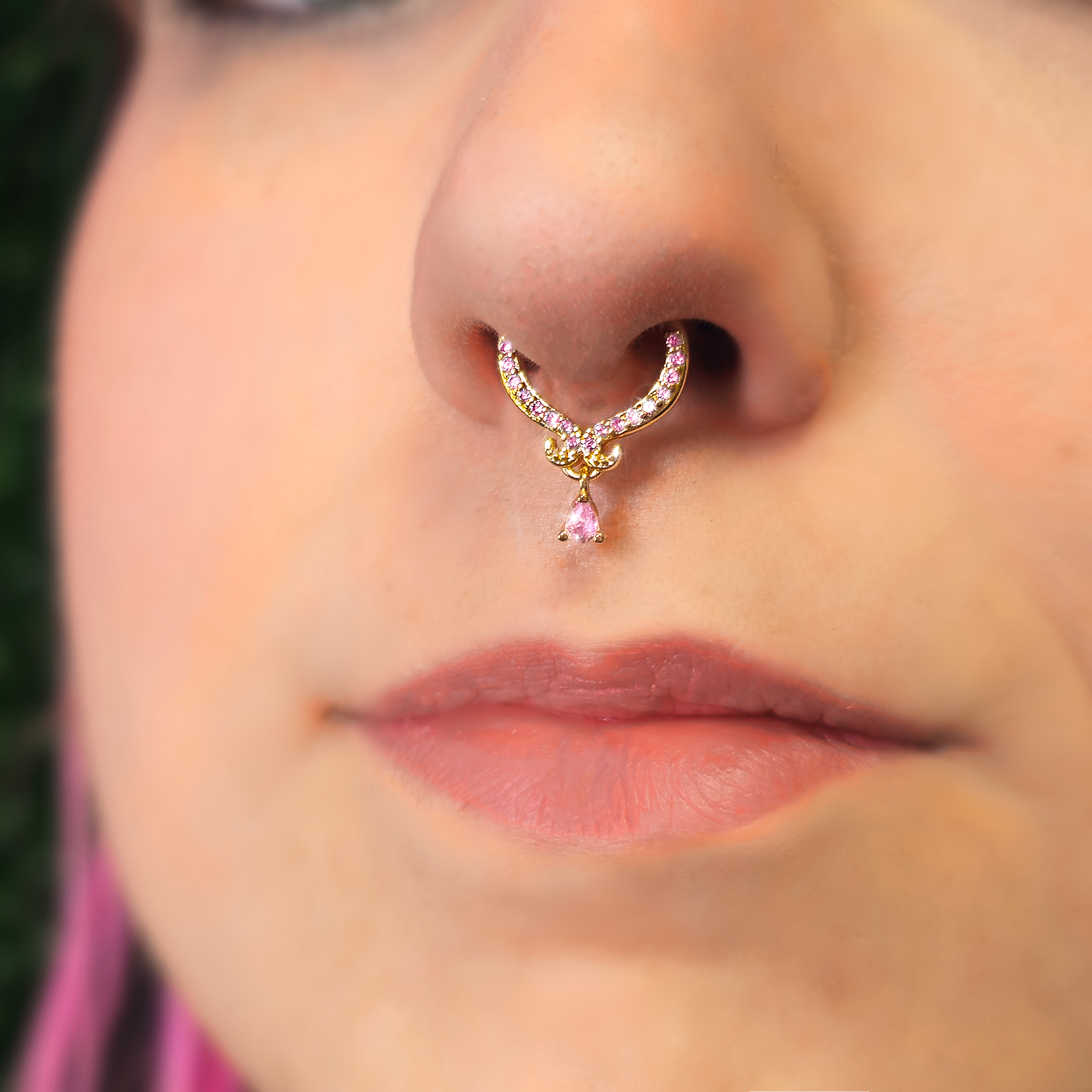 16G 3/8 Pink CZ Gem Gold Tone Elegant Curves Hinged Segment Ring