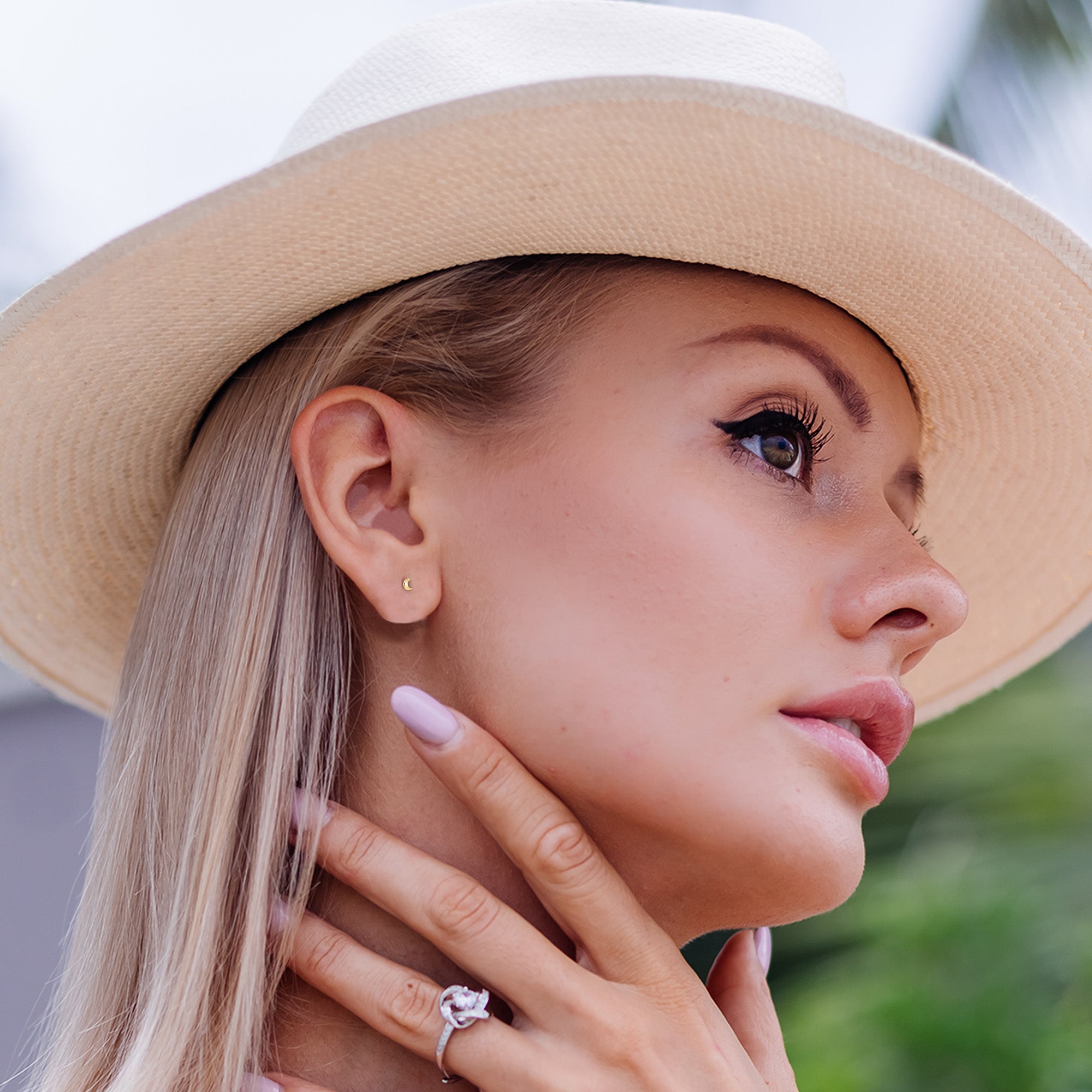 3mm moon threadless earring solid gold 14k 20 gauge