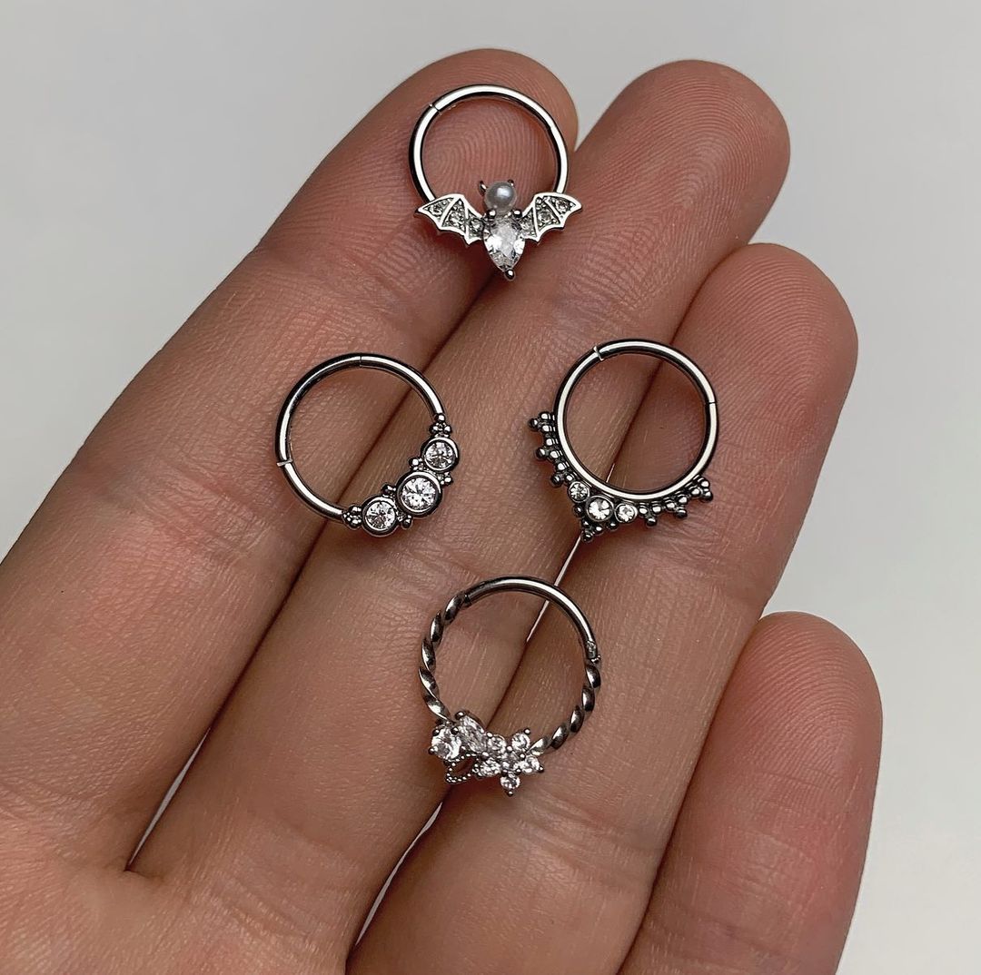 16G 3/8 Clear CZ Gem Triad Hinged Segment Ring