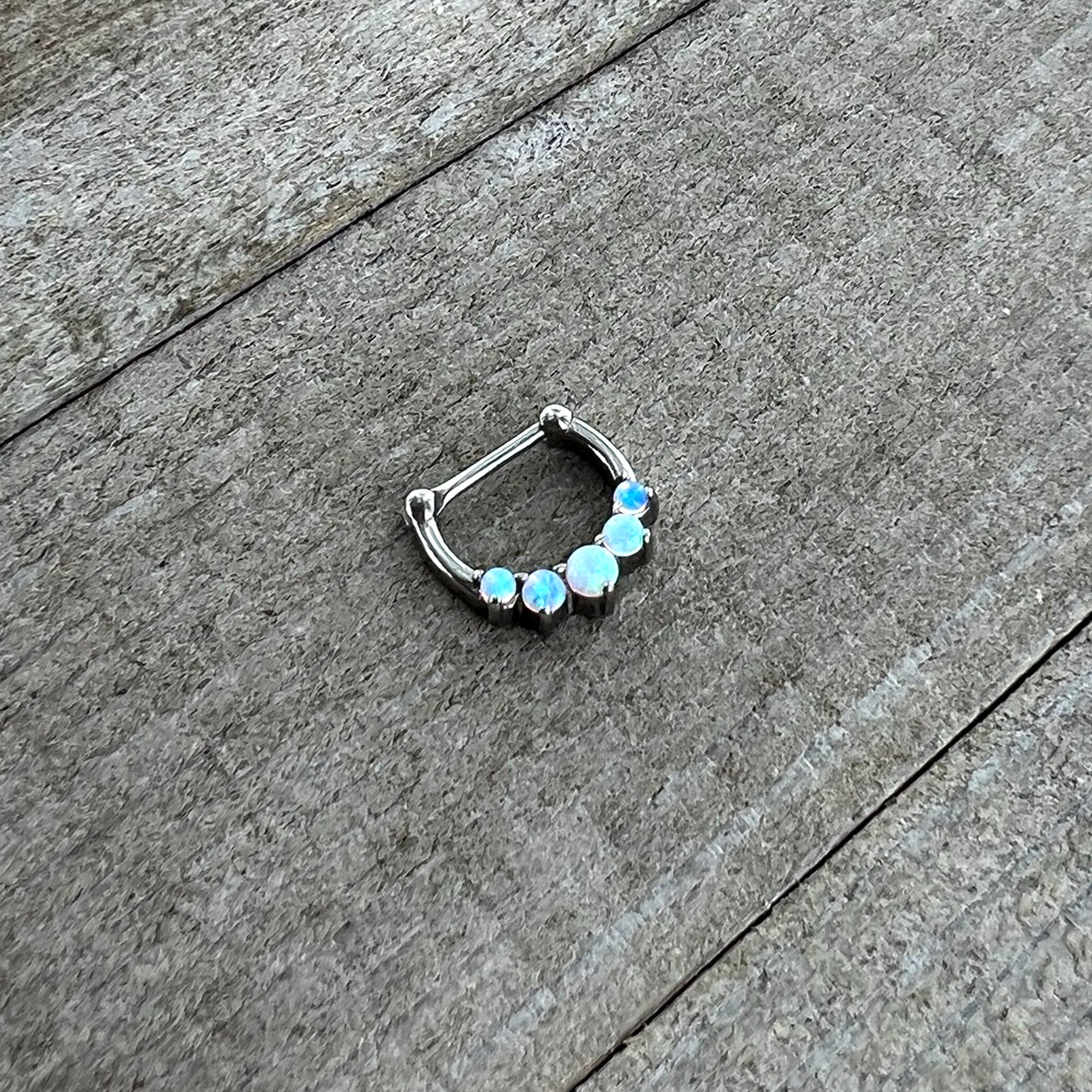 16G 1/4 White Synthetic Opal Steel Bar Simple Septum Clicker