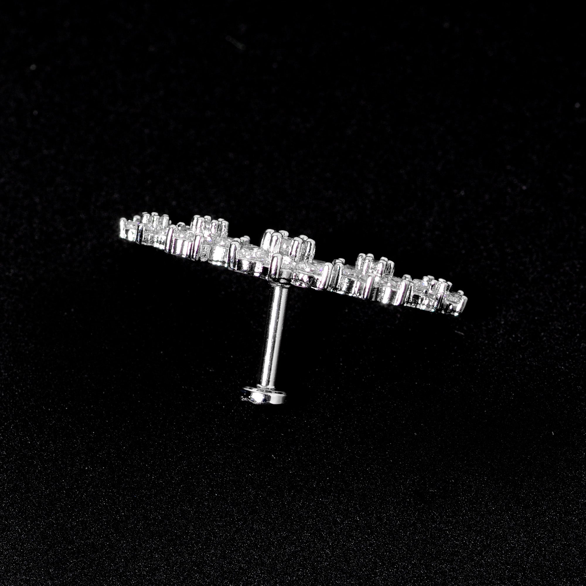 16G 1/4 Clear CZ Gem Floral Internally Threaded Labret