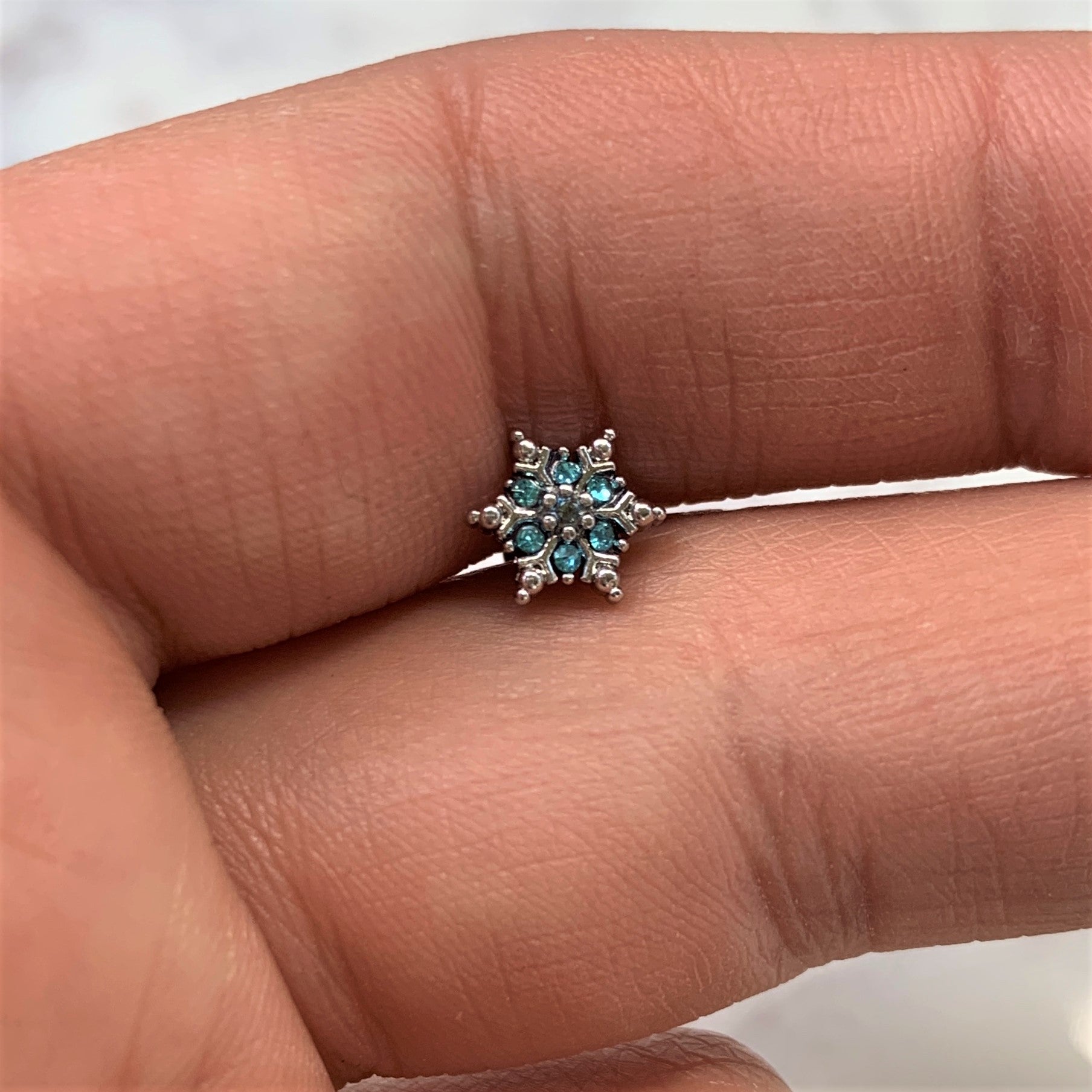 16G 5/16 Aqua CZ Gem Snowflake Christmas Labret Monroe Tragus