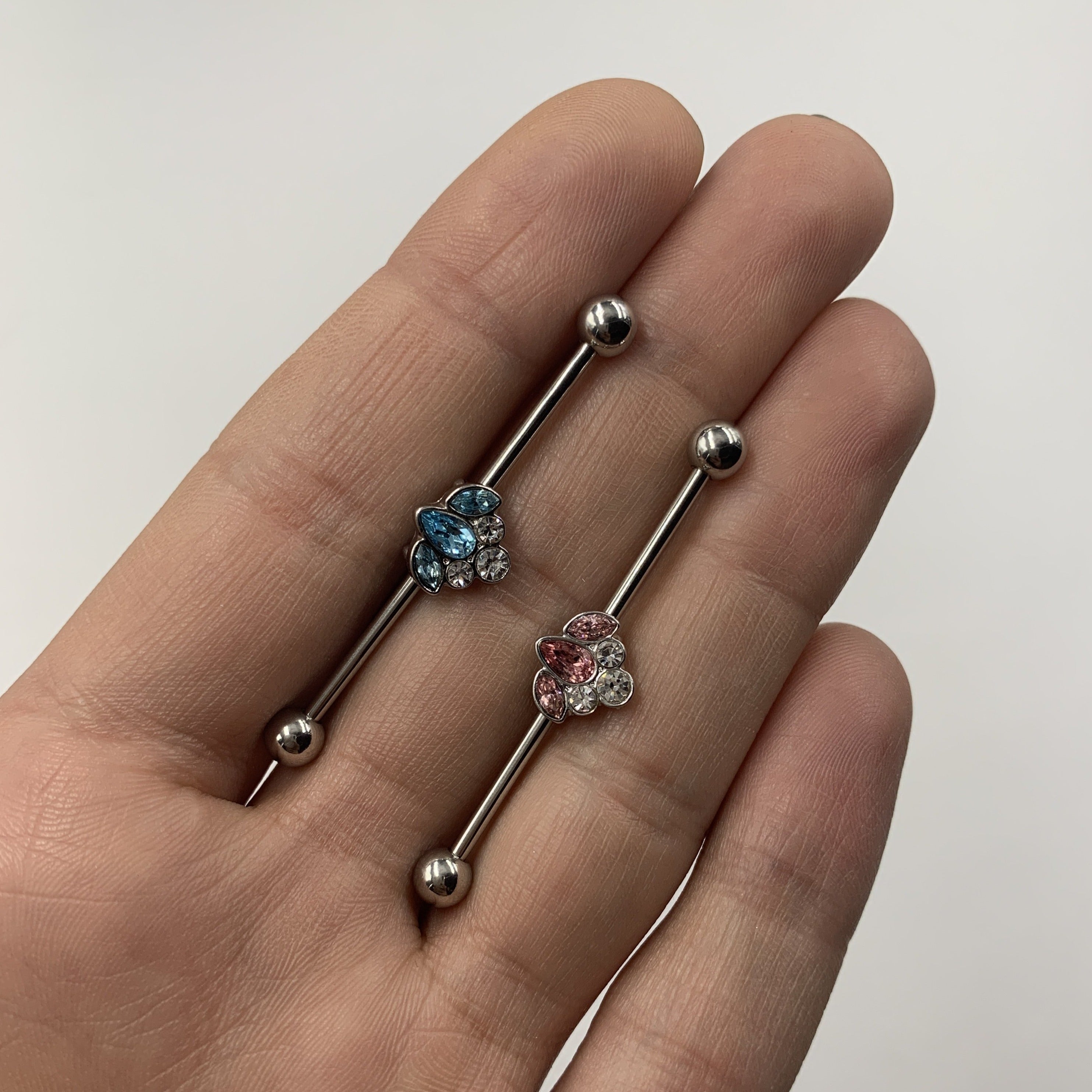 14G Aqua Clear Gem Classic Cluster Industrial Barbell 38mm