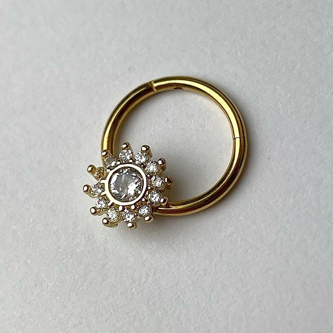 16G 3/8 Clear Gem Gold Tone Baroque Sun Hinged Segment Ring