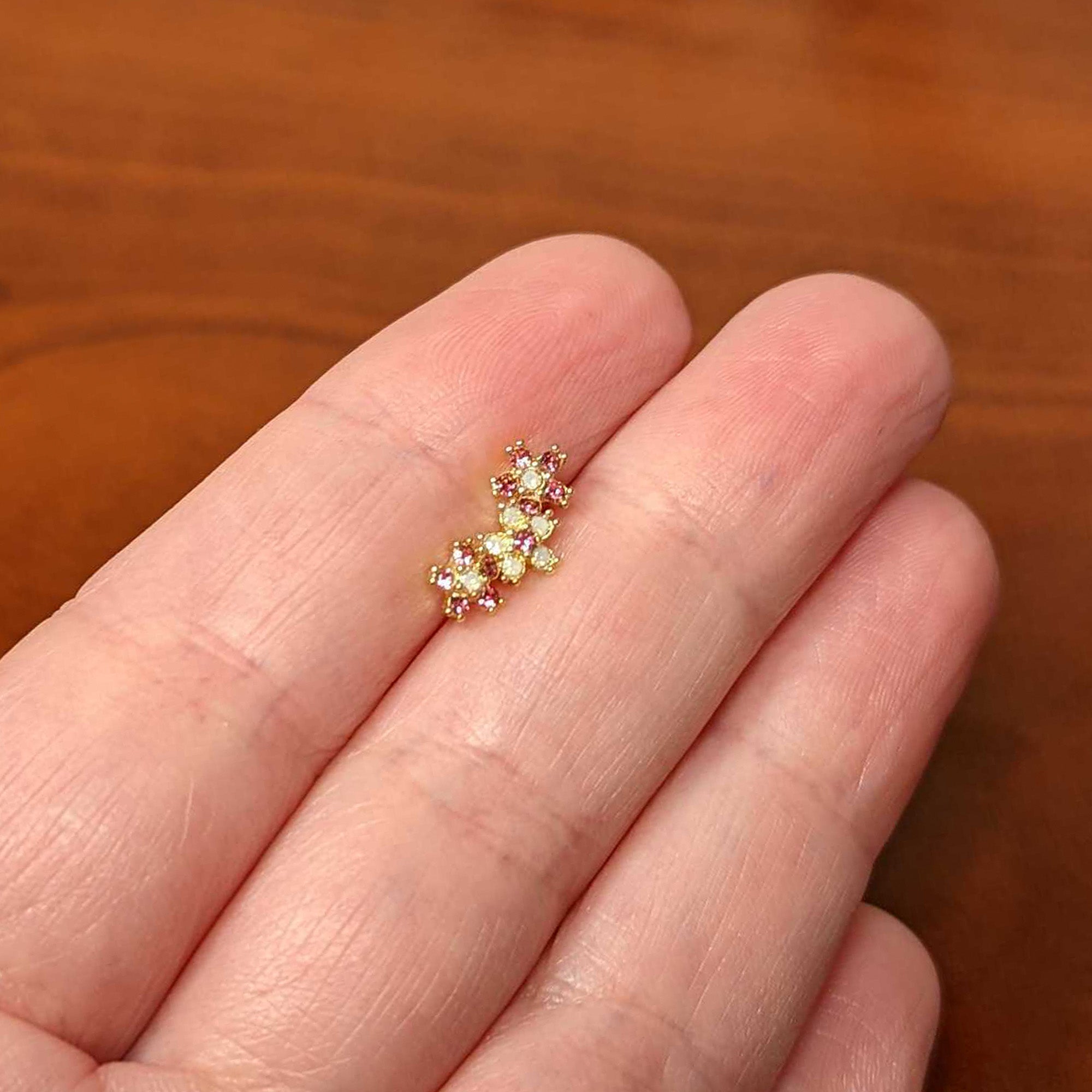 16G 1/4 White Faux Opal Gold Tone Bunch Flowers Cartilage Tragus