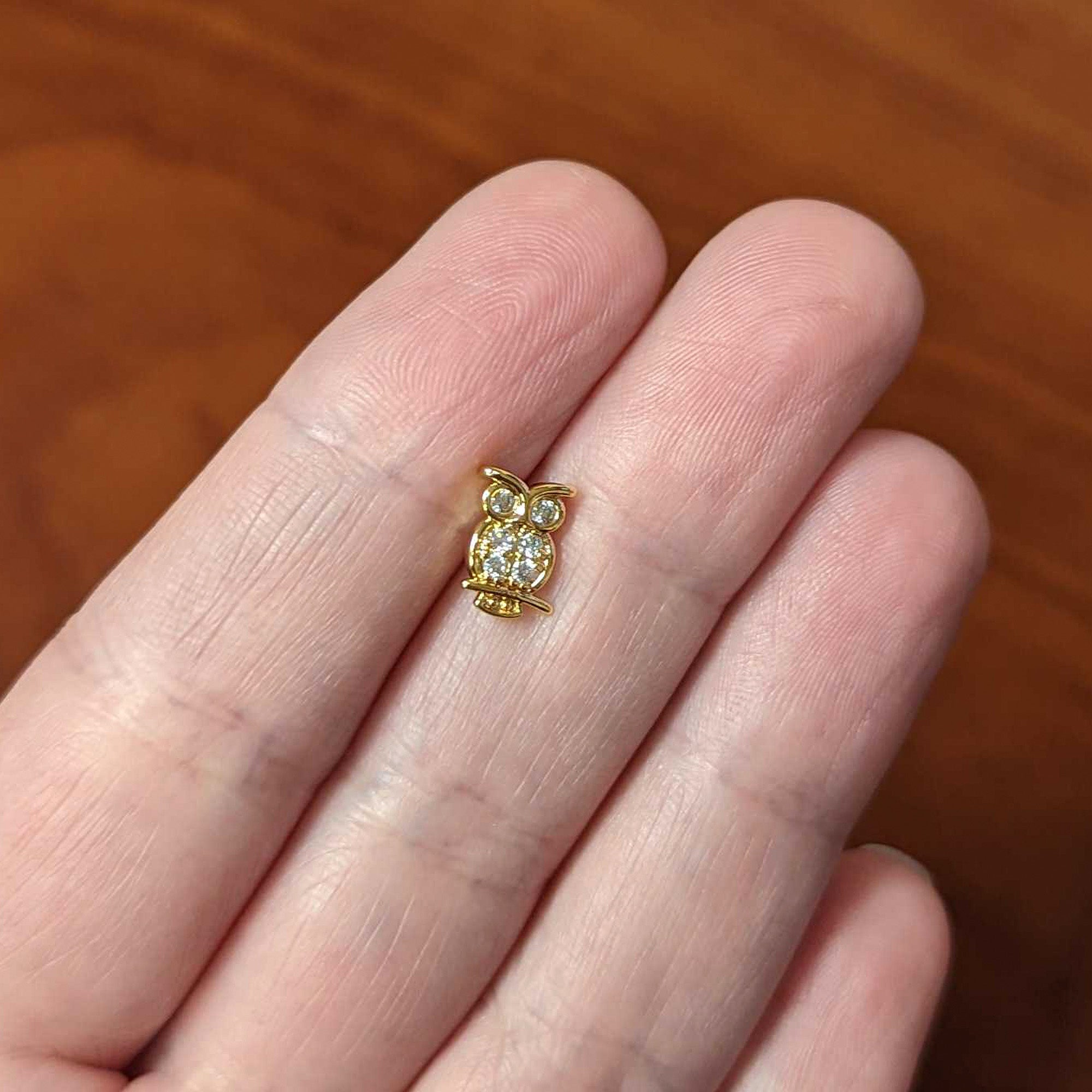 16G 1/4 Clear CZ Gem Gold Hue Owl Internal Thread Labret Tragus
