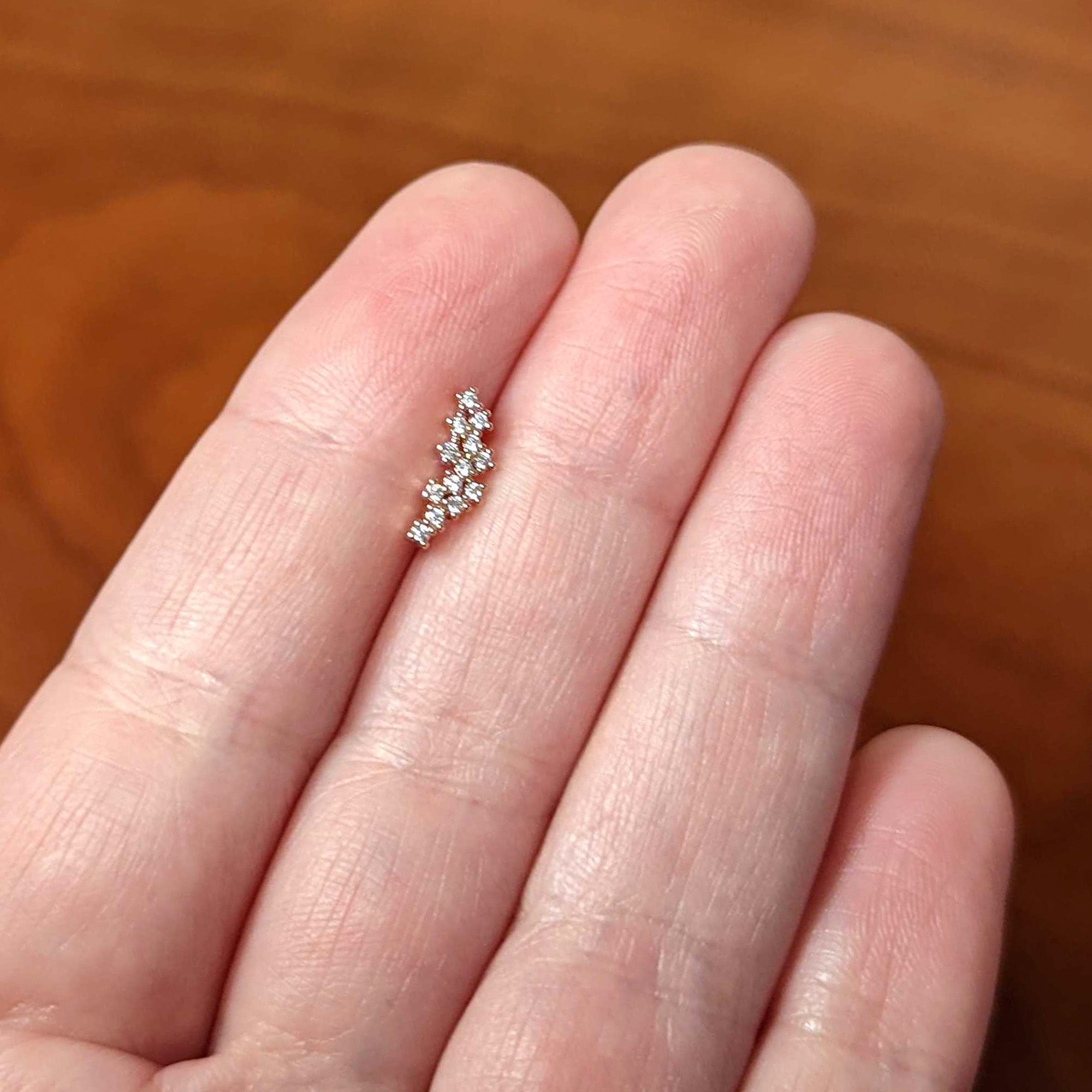 16G 1/4 CZ Gem Rosy Hue Texture Arc Internal Thread Labret Tragus