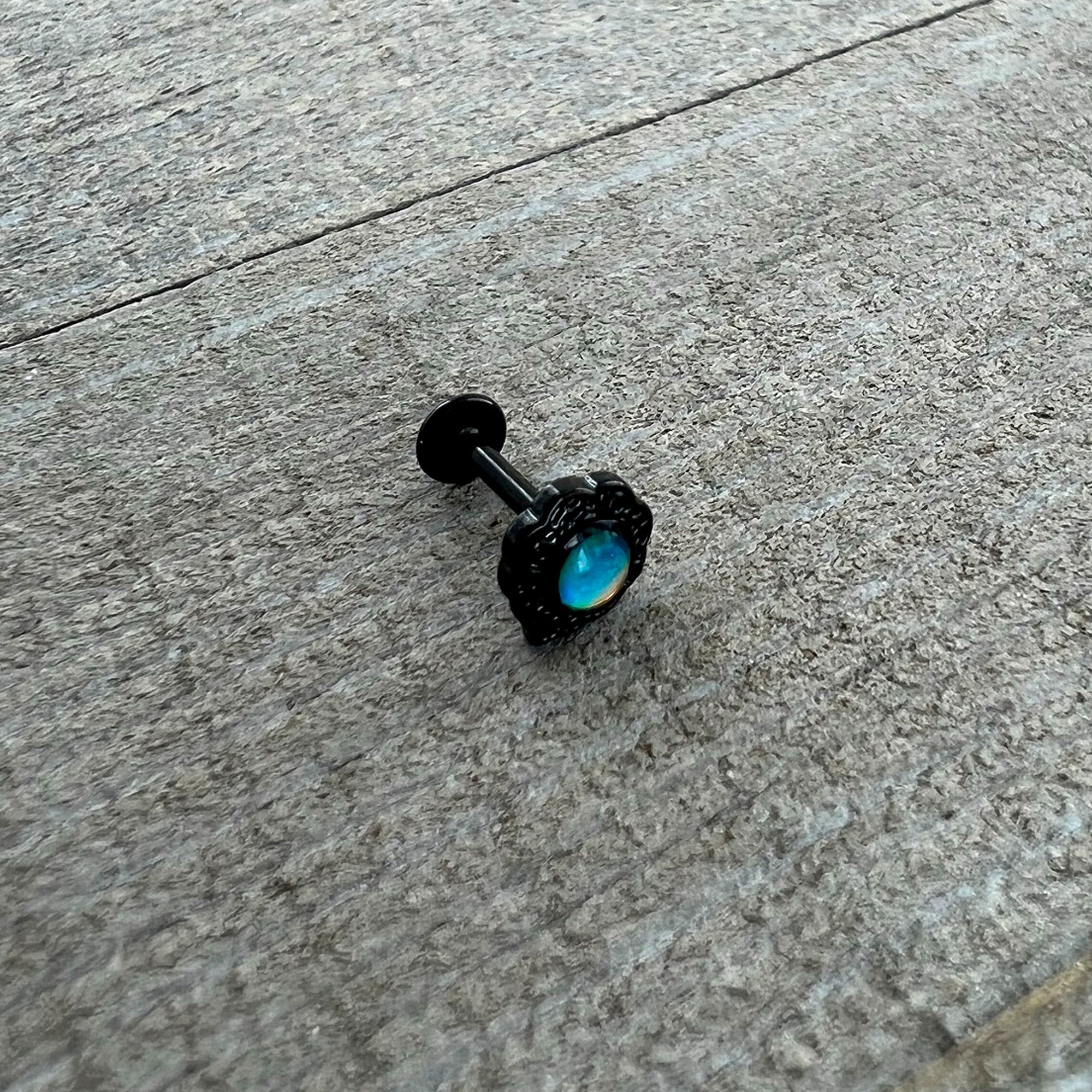 16G 5/16 White Tourmaline Black Filigree Labret Monroe Tragus