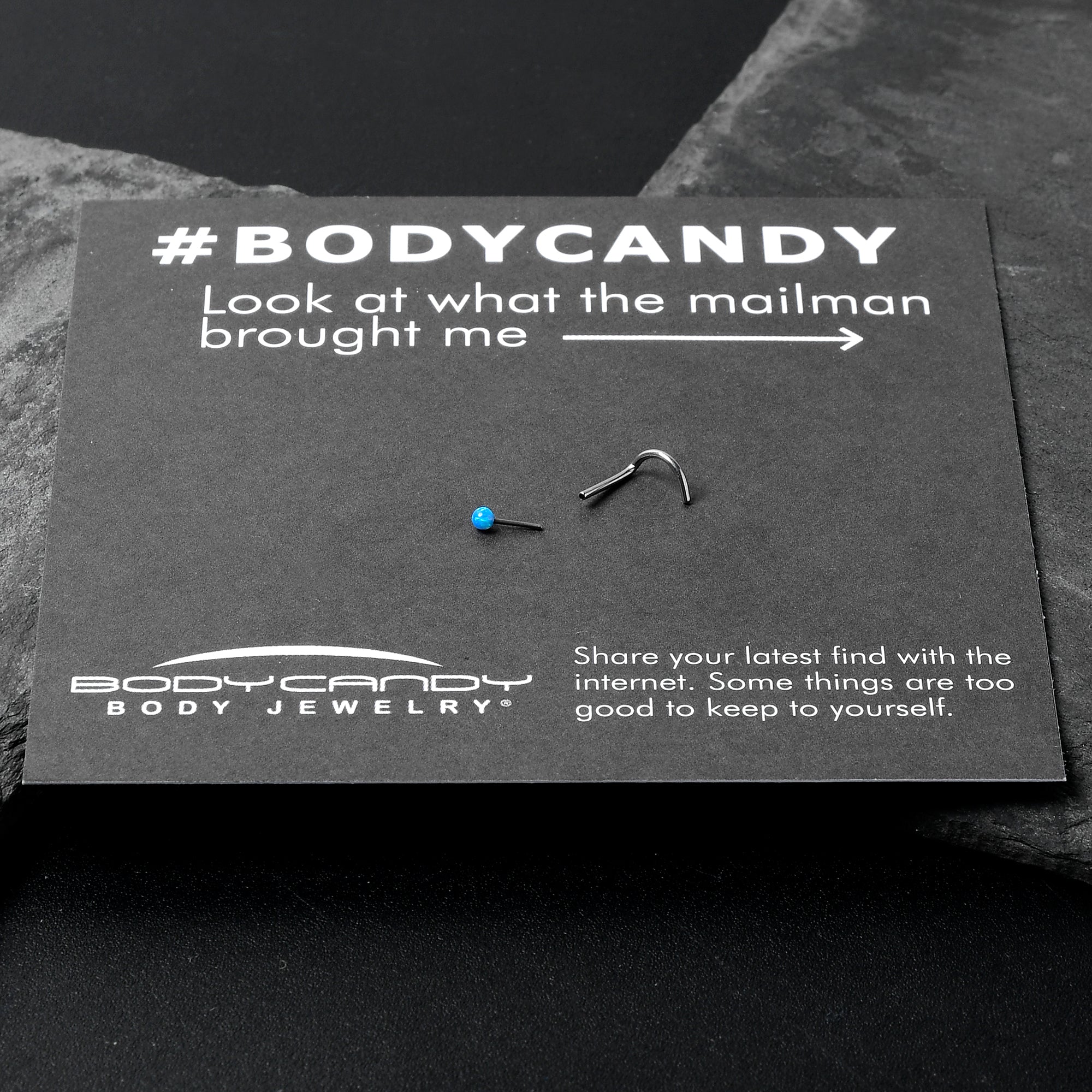 20G 1/4 Blue Synth Opal G23 Titanium Threadless Left Nose Screw