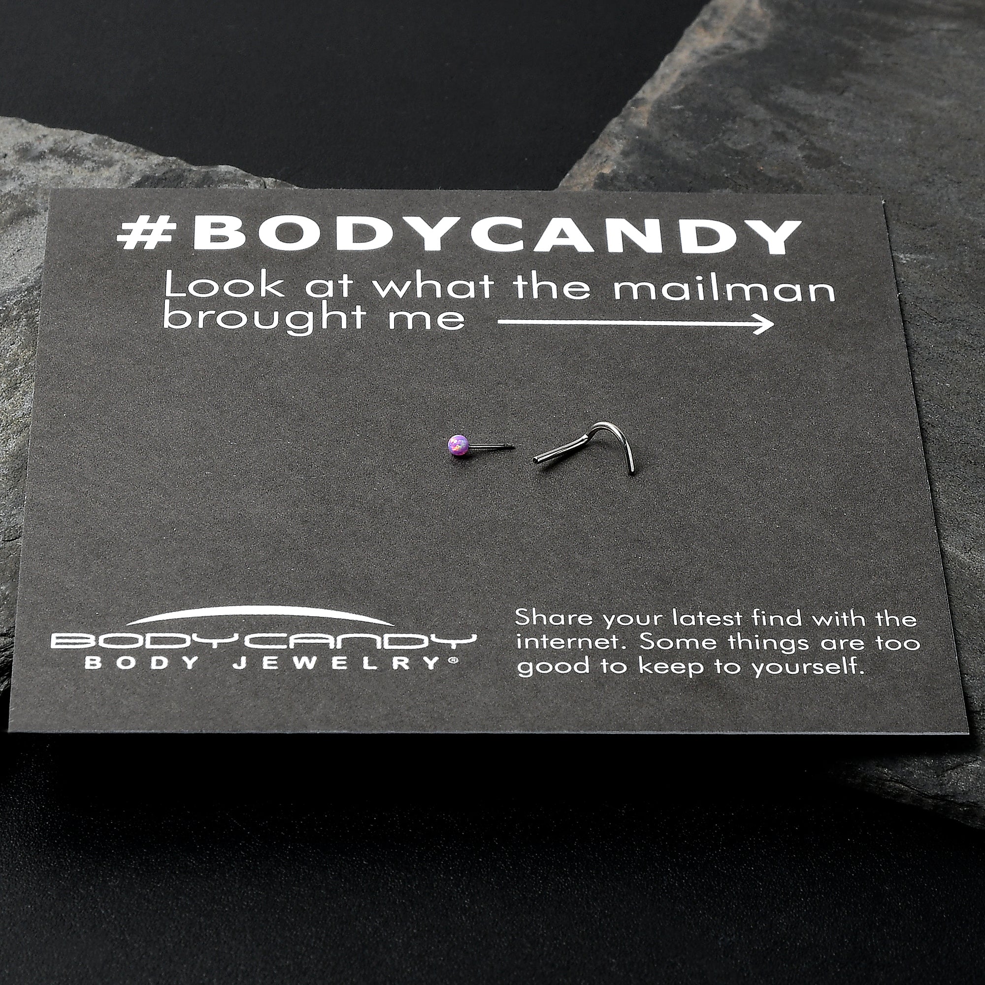 20G 1/4 Purple Synth Opal G23 Titanium Threadless Left Nose Screw