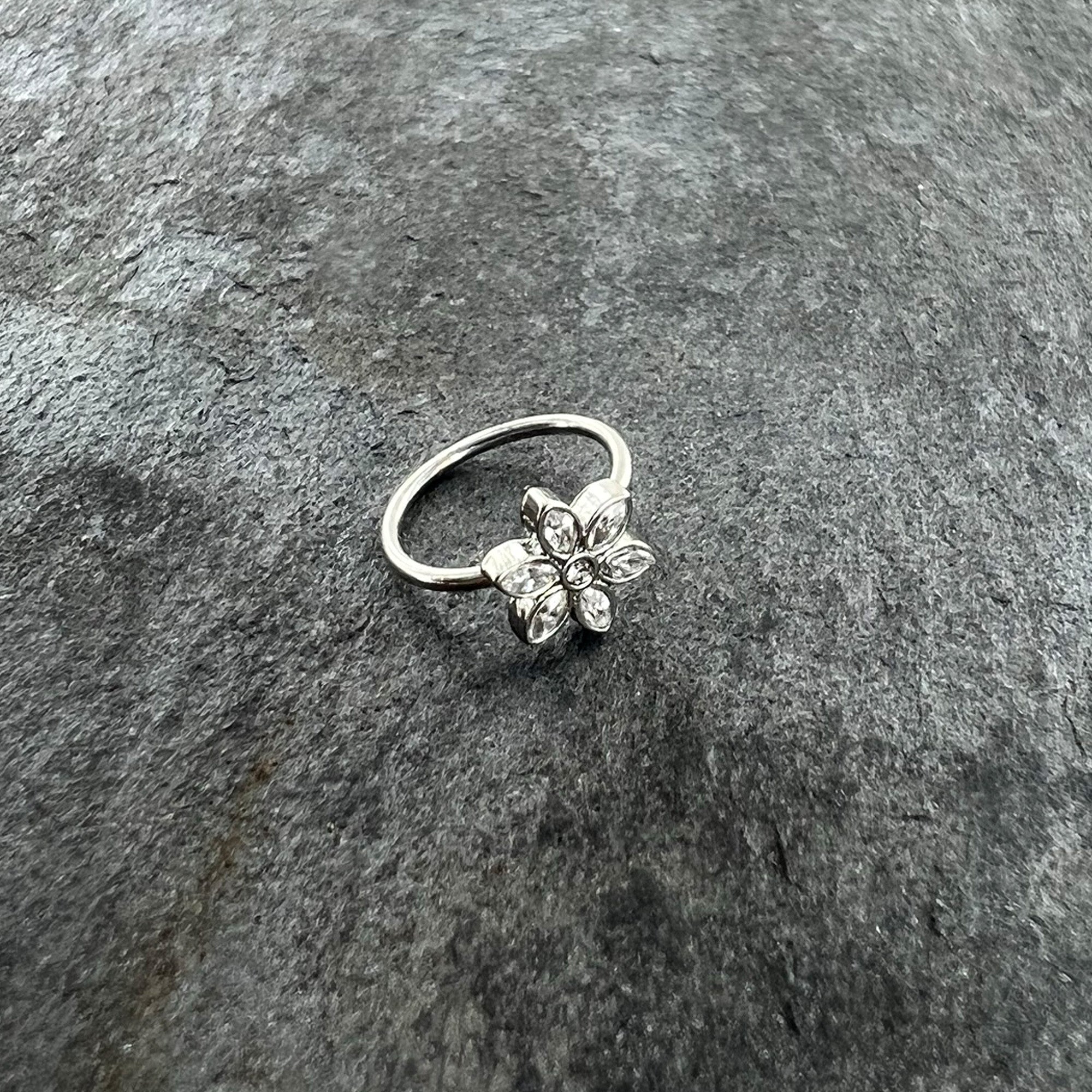 20G 5/16 Clear Gem Fancy Flower Seamless Nose Hoop