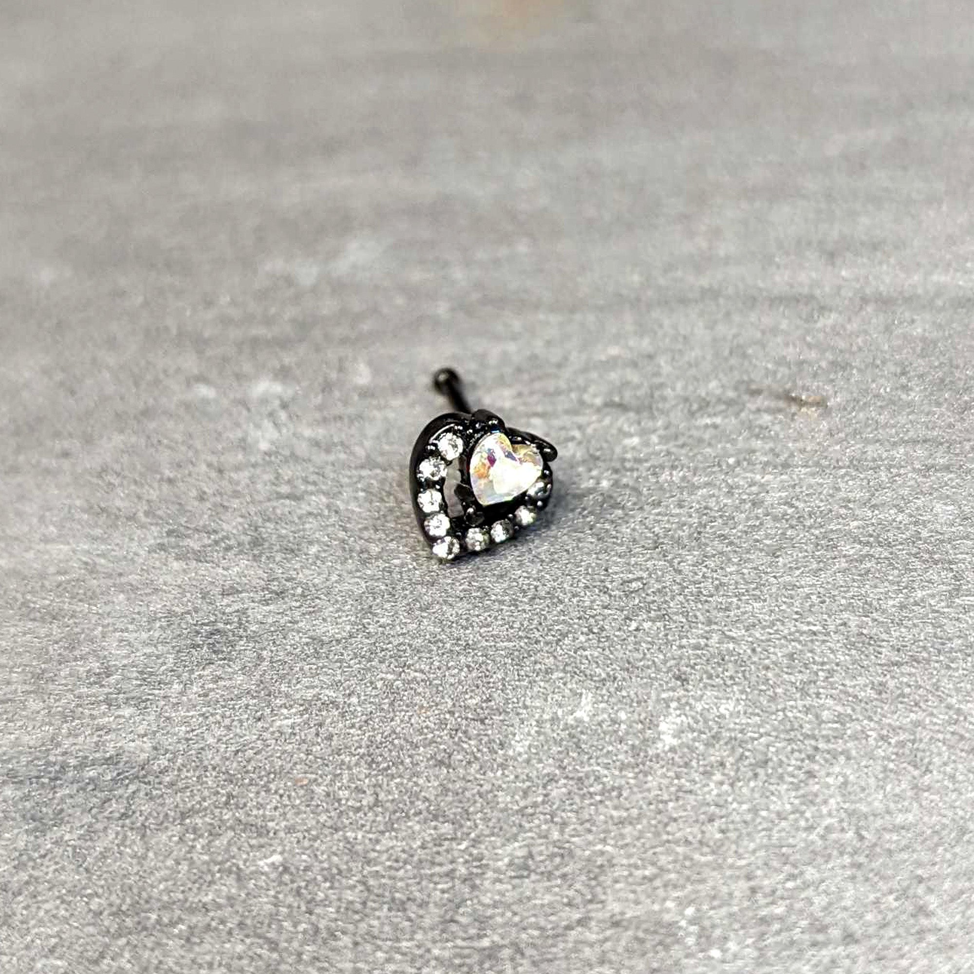 20G 1/4 Clear Aurora Gem Black Heart Valentines Nose Bone