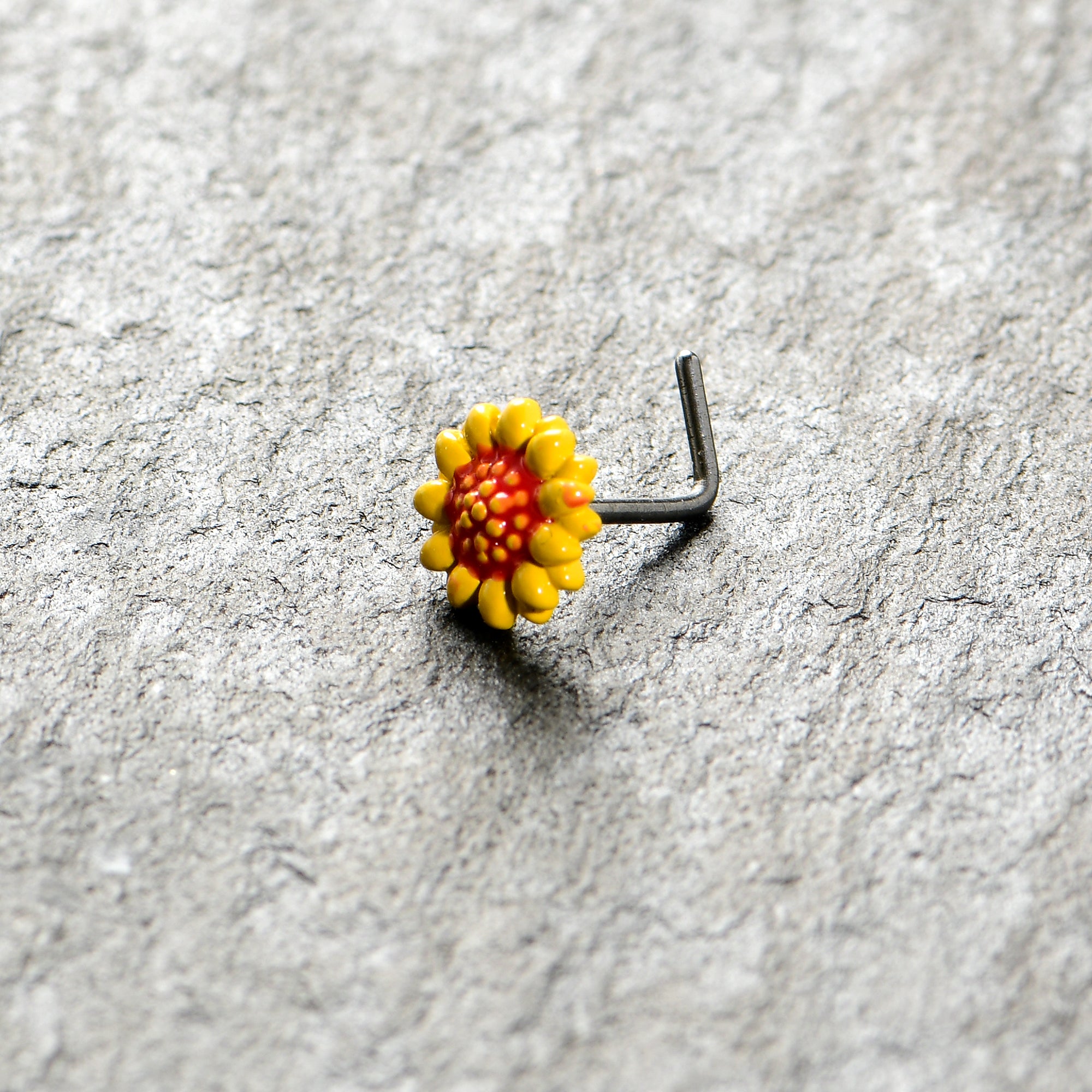 20G 7mm Happy Yellow Sunflower L Shape Nose Ring
