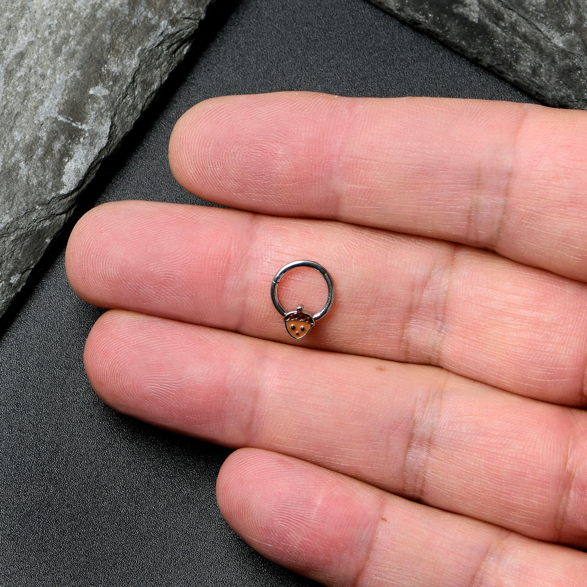 16G 5/16 Fall Acorn Face Brown Autumn Hinged Segment Ring