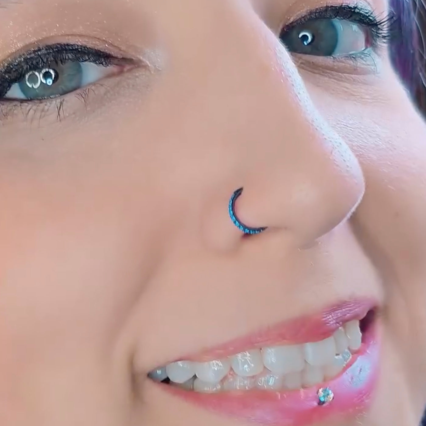 Why Is Titanium Jewelry All the Rage?
