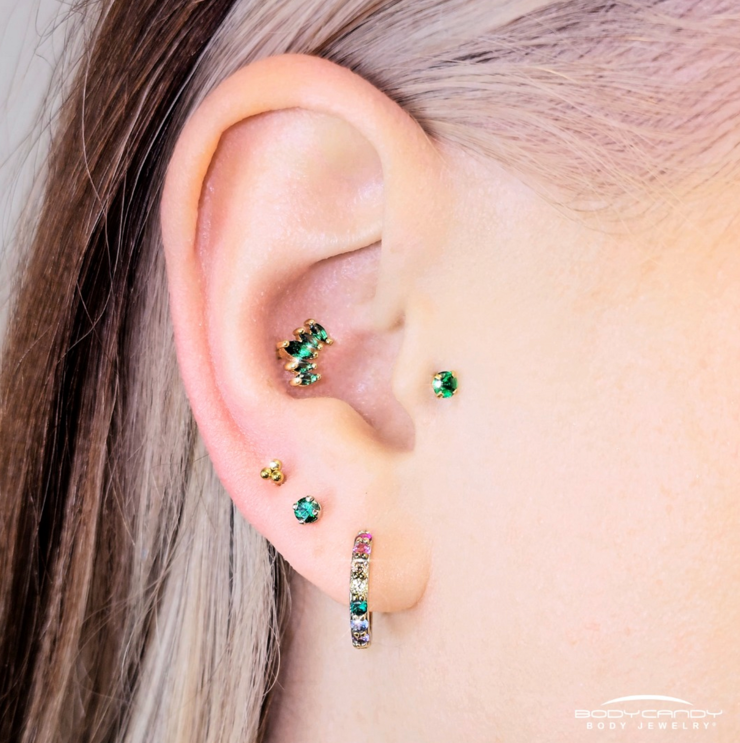What can you wear in a conch piercing?