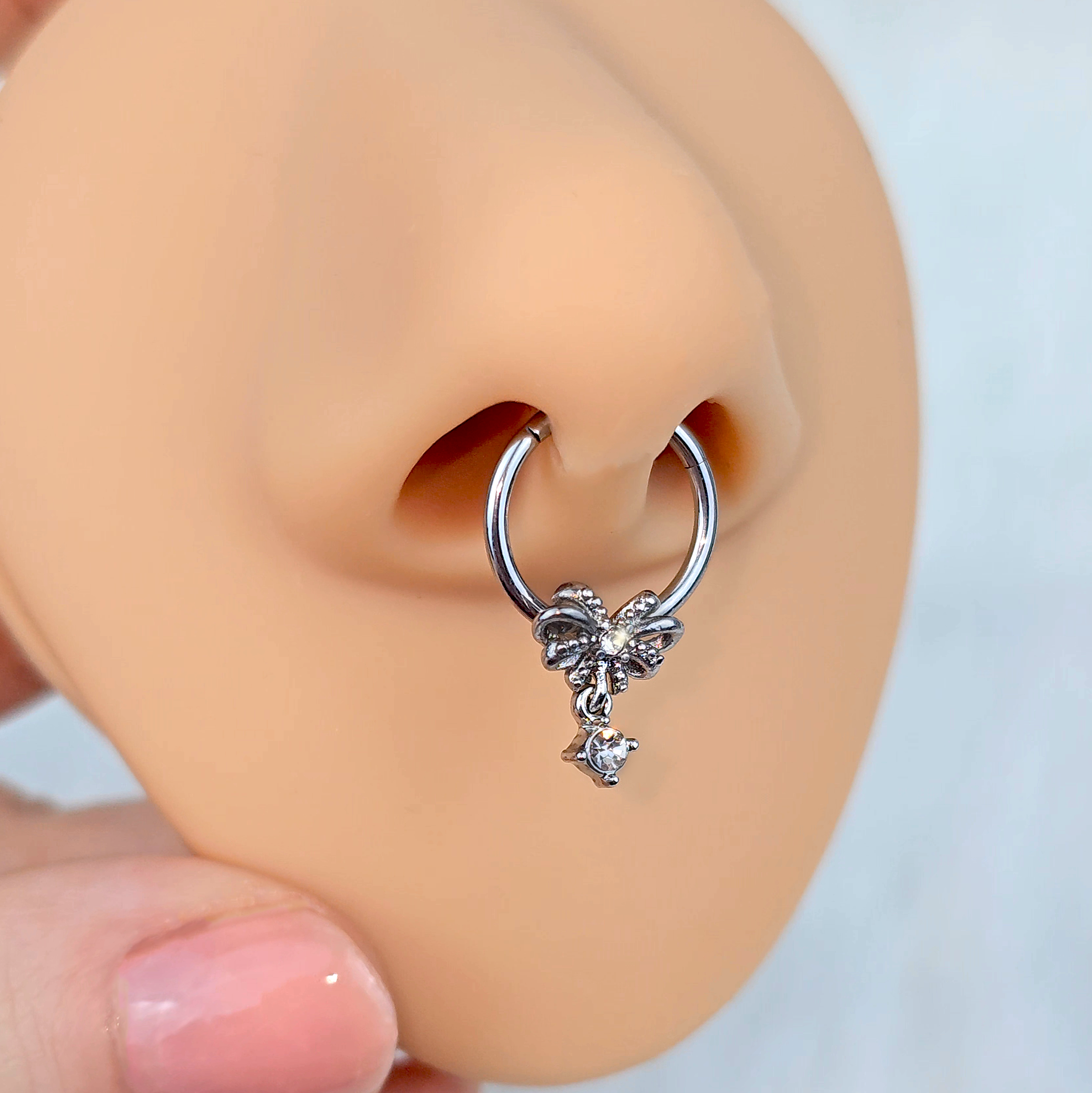 16G 3/8 Clear Gem Looping Bow Hinged Segment Ring