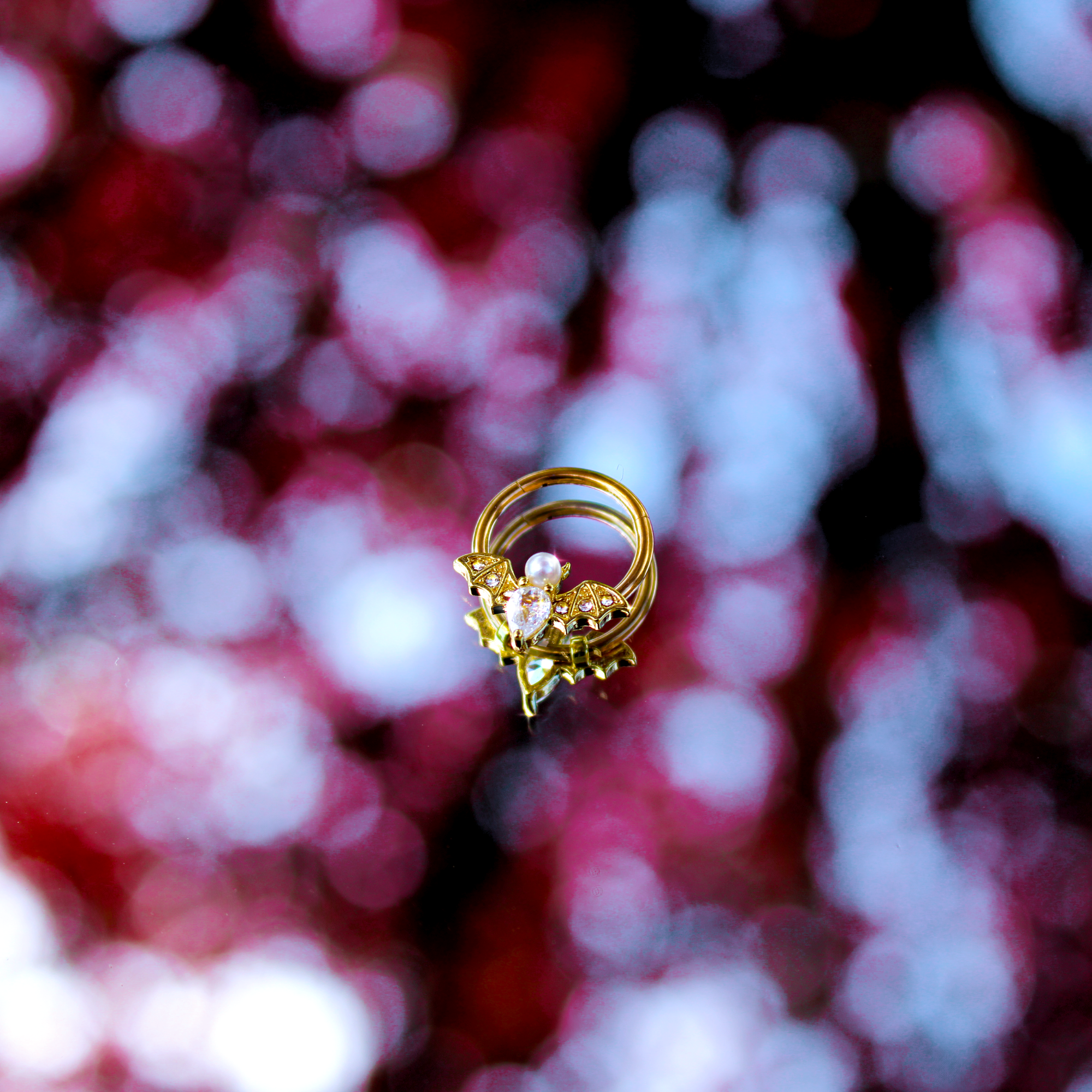 16G 3/8 Clear Gem Gold Tone Bat Halloween Hinged Segment Ring