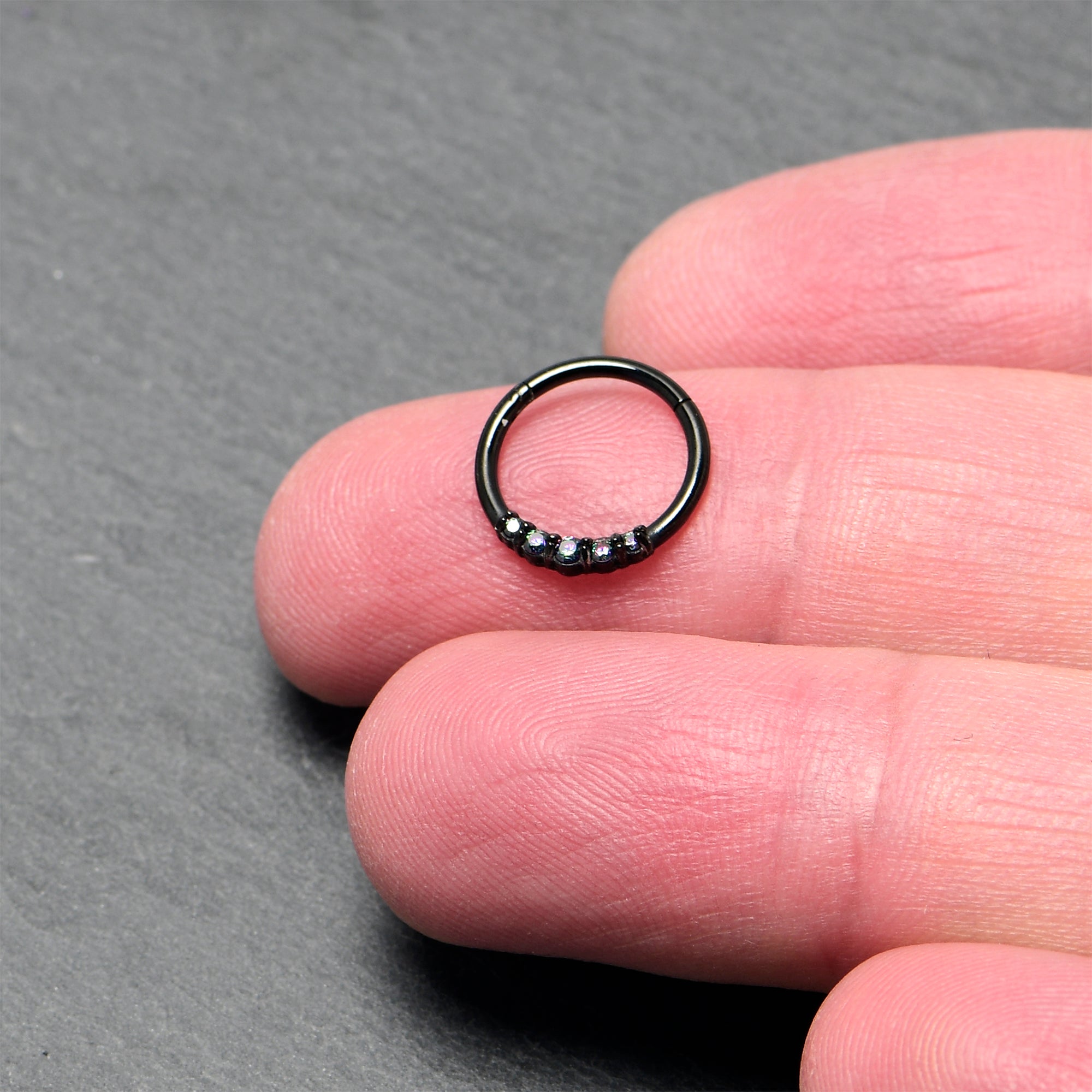 forward facing vitrail cz cartilage hoop