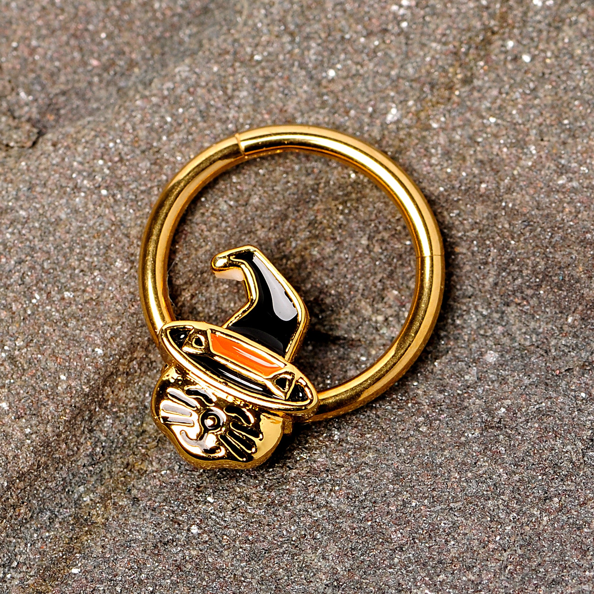 16 Gauge 3/8 Gold Tone Witch Hat Cat Halloween Hinged Segment Ring