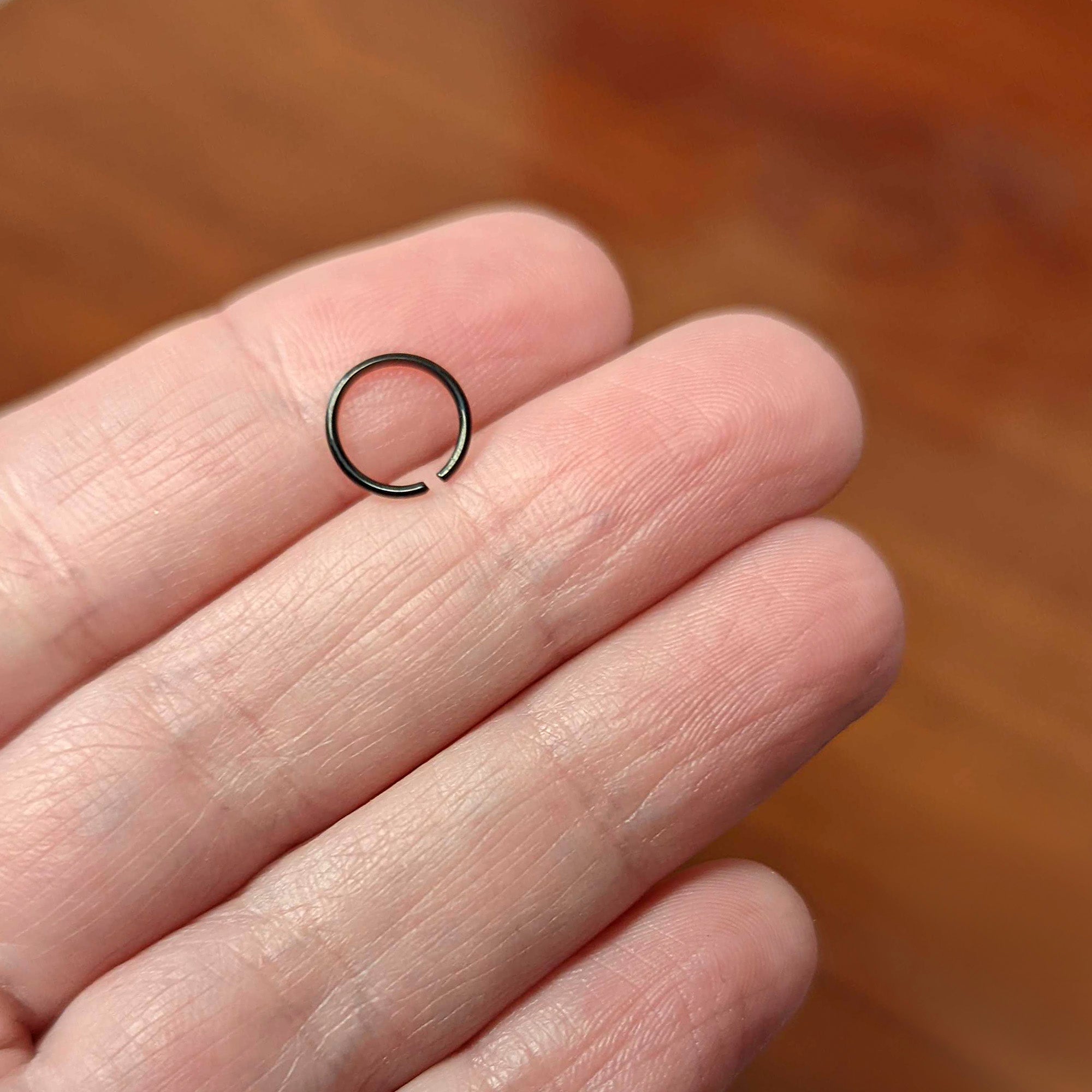 20G 7mm Black PVD Grade 23 Titanium Bendable Hoop Ring