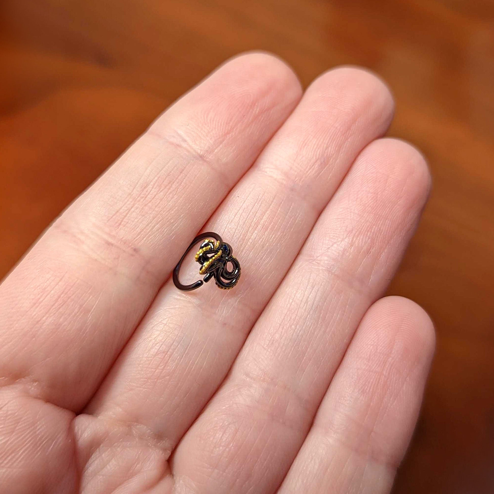 20G 5/16 Black Understated Octopus Cartilage Closure Ring