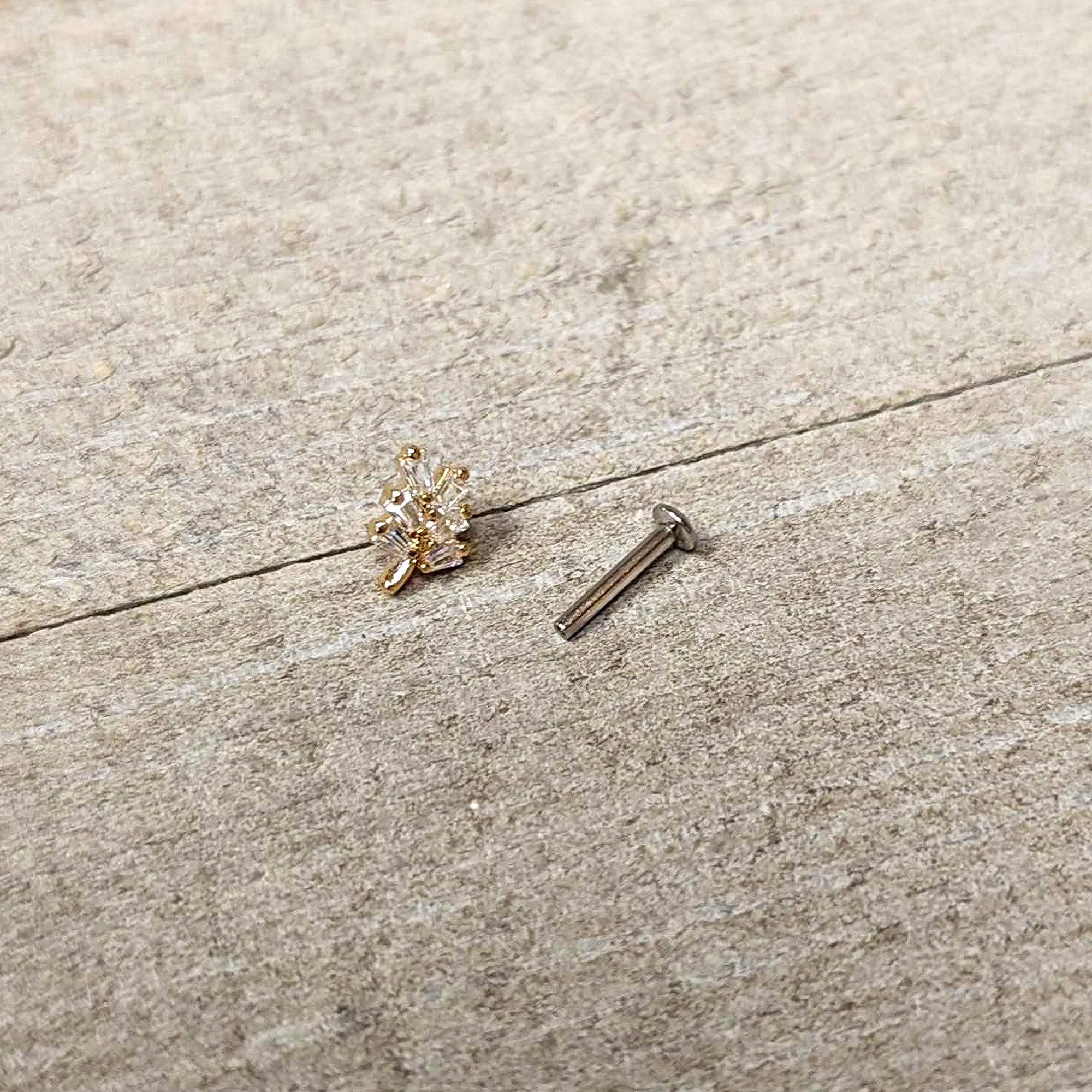 16G 5/16 Clear CZ Gem Leafy Golden Branch Threadless Labret Tragus