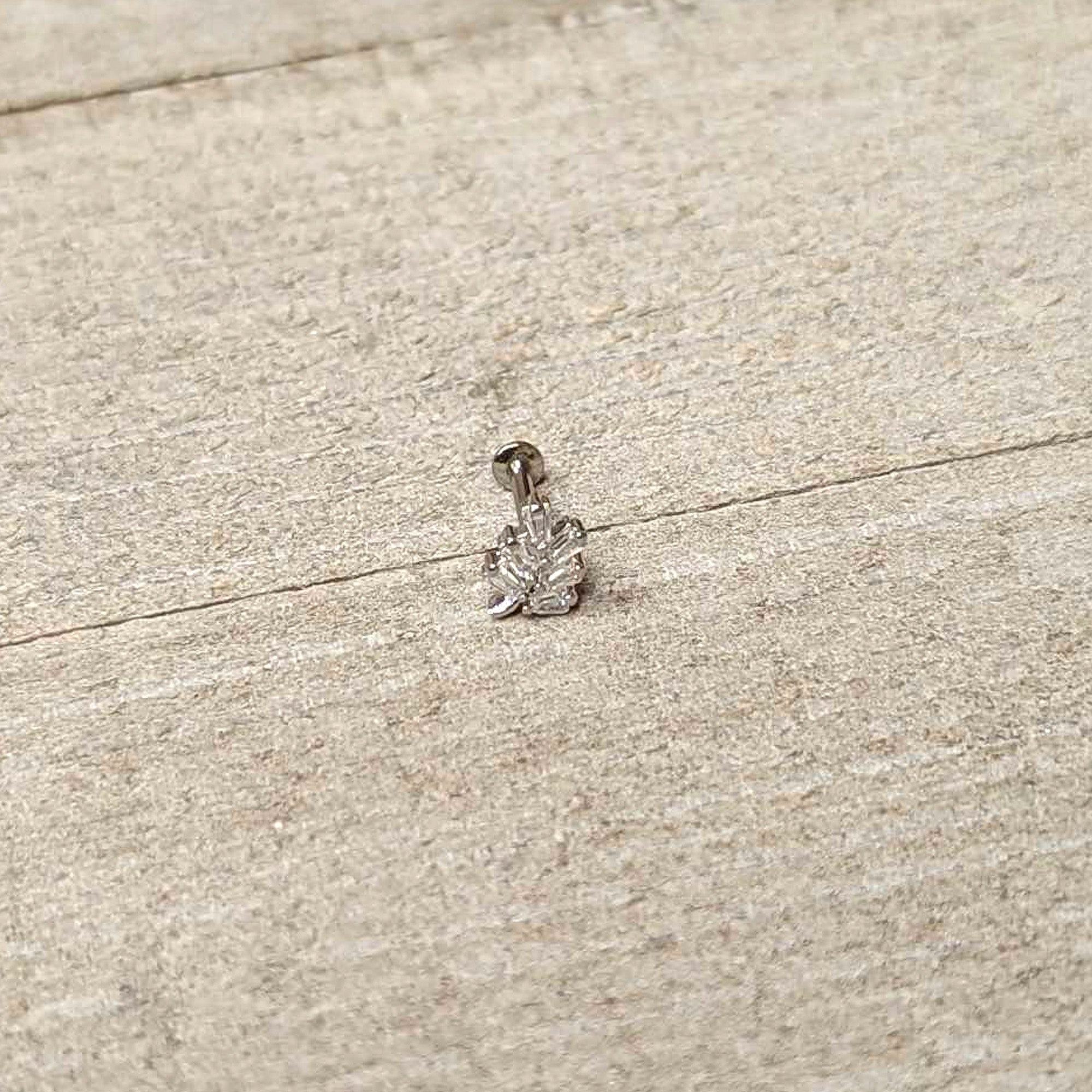 16G 5/16 Clear CZ Gem Leafy Branch Threadless Labret Monroe Tragus