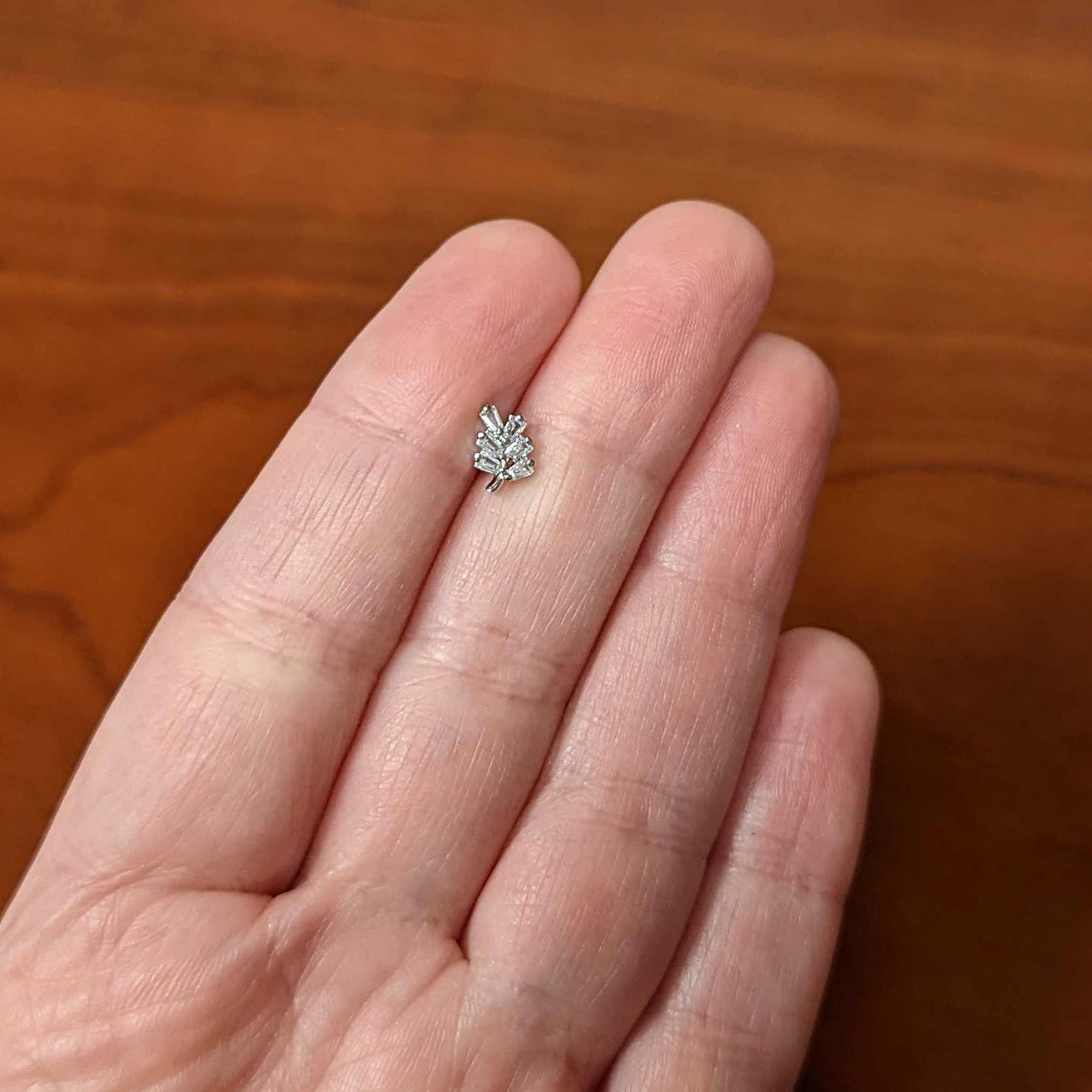 16G 5/16 Clear CZ Gem Leafy Branch Threadless Labret Monroe Tragus