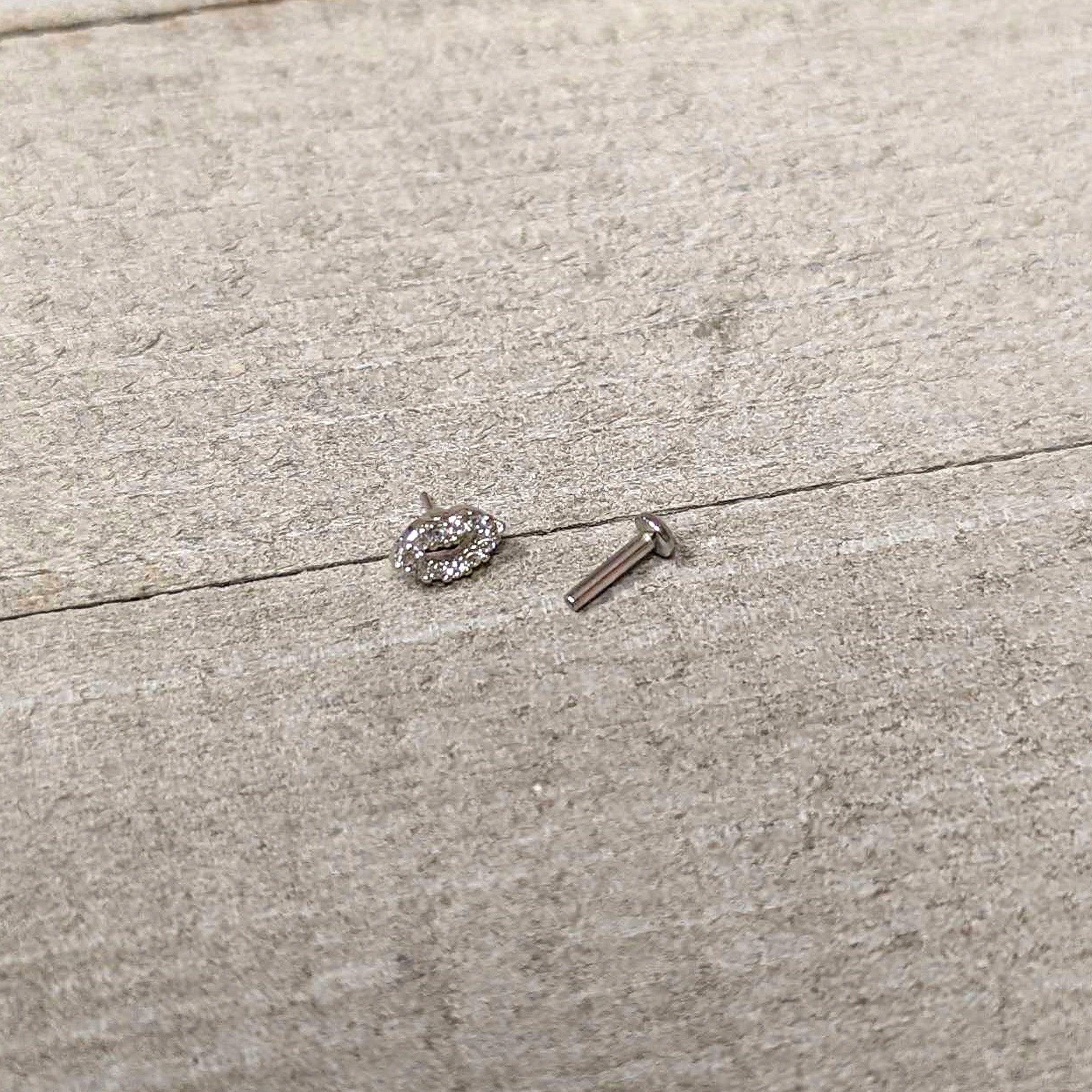 16G 1/4 Clear CZ Gem Kissy Lips Threadless Labret Tragus