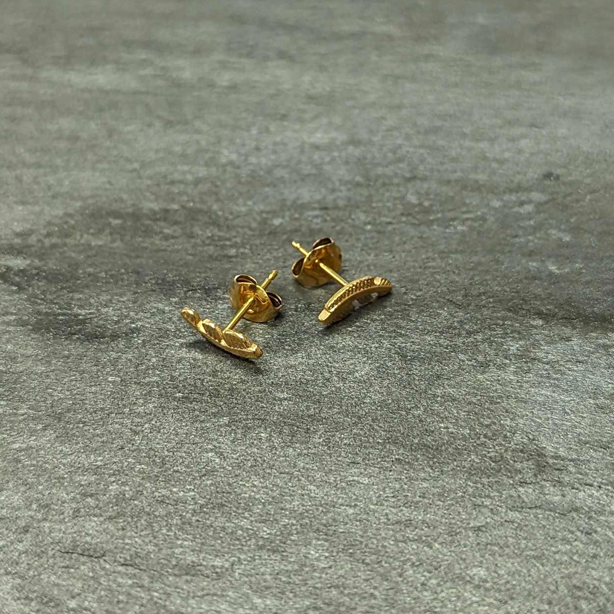 20 Gauge Gold Tone ASTM F-136 Implant Grade Titanium Fashion Feather Stud Earrings
