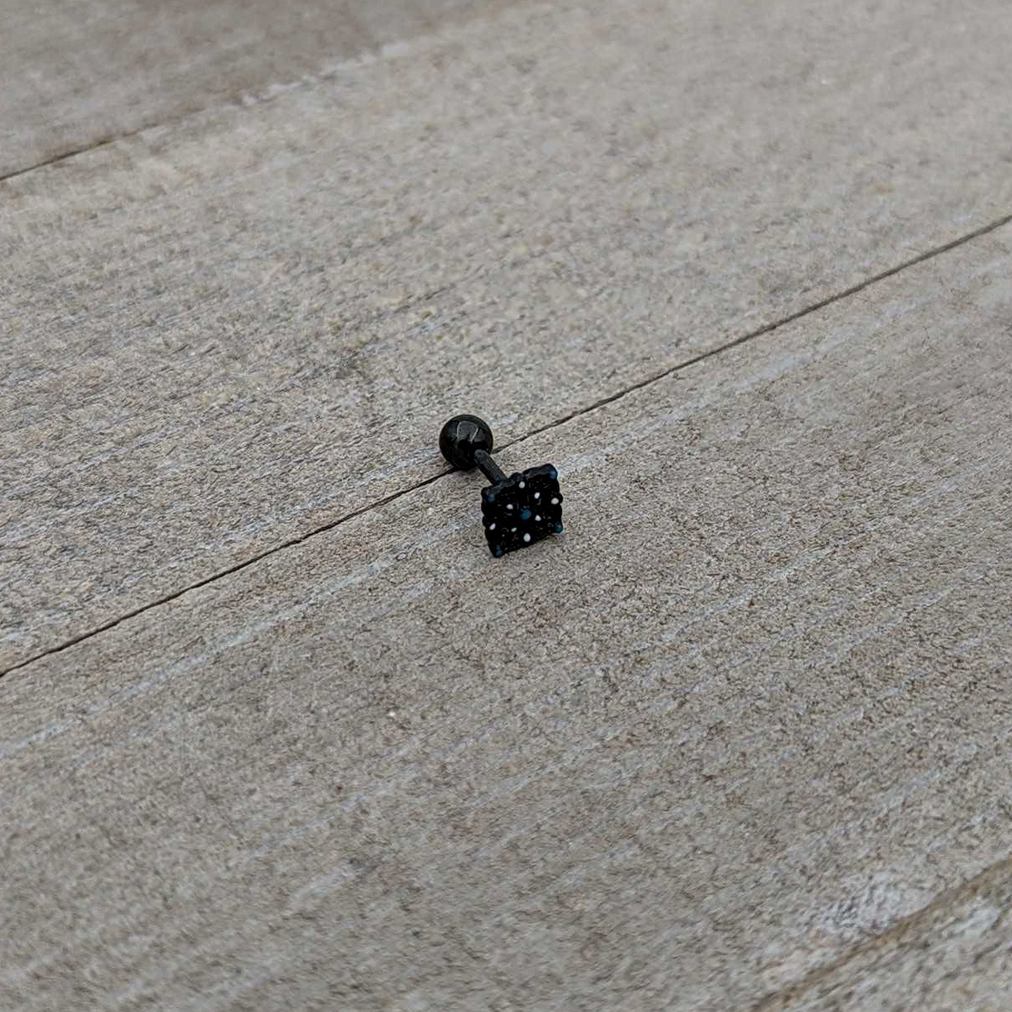 16G 1/4 Blue Gem Black Lacy Rhombus Cartilage Tragus Earring