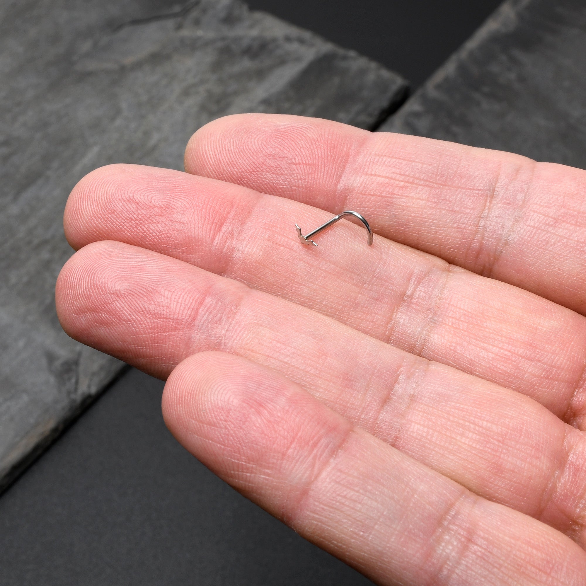 20G 1/4 Itty Bitty Bat Left Side Nose Screw