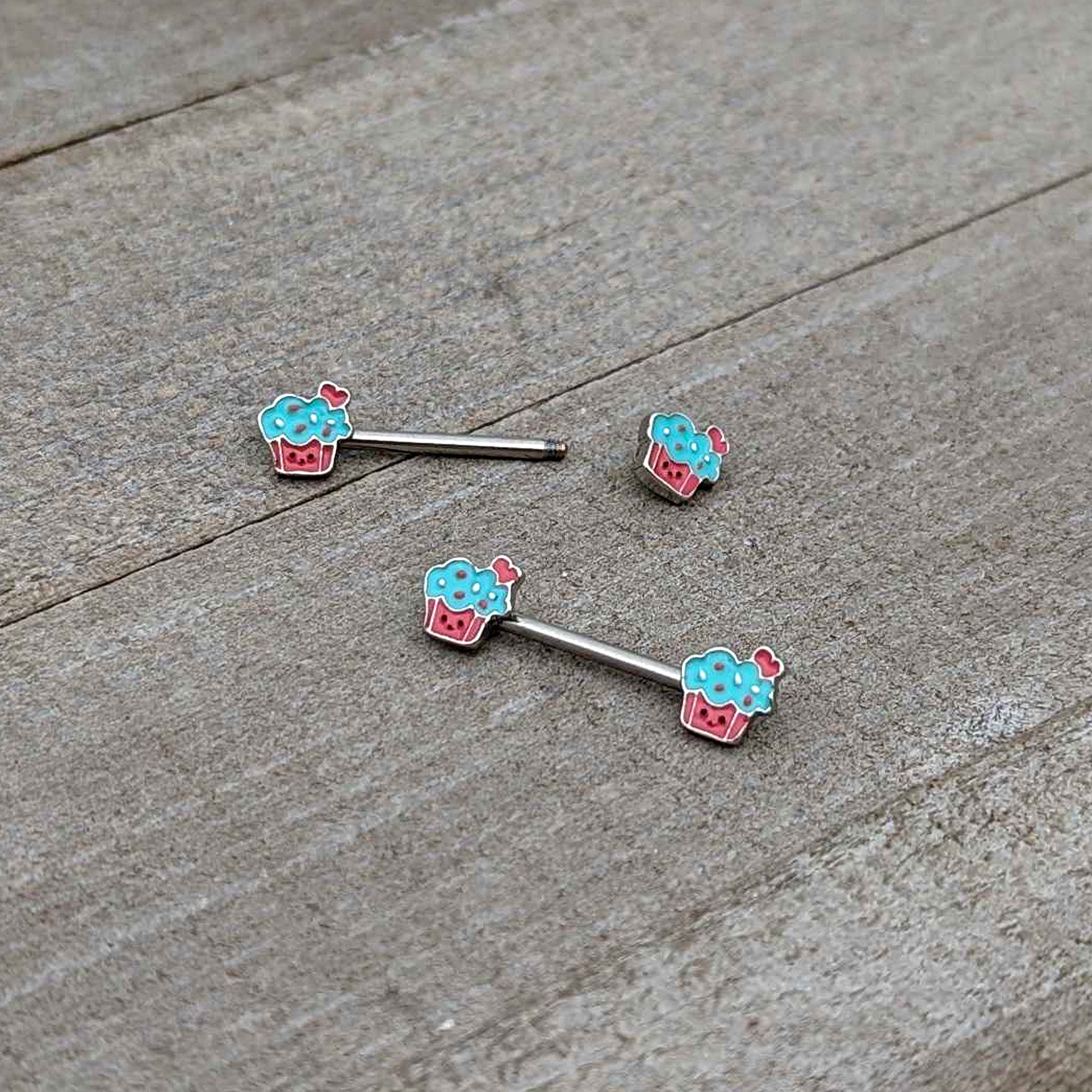 14G 9/16 Sweet Happy Cupcake Barbell Nipple Ring Set
