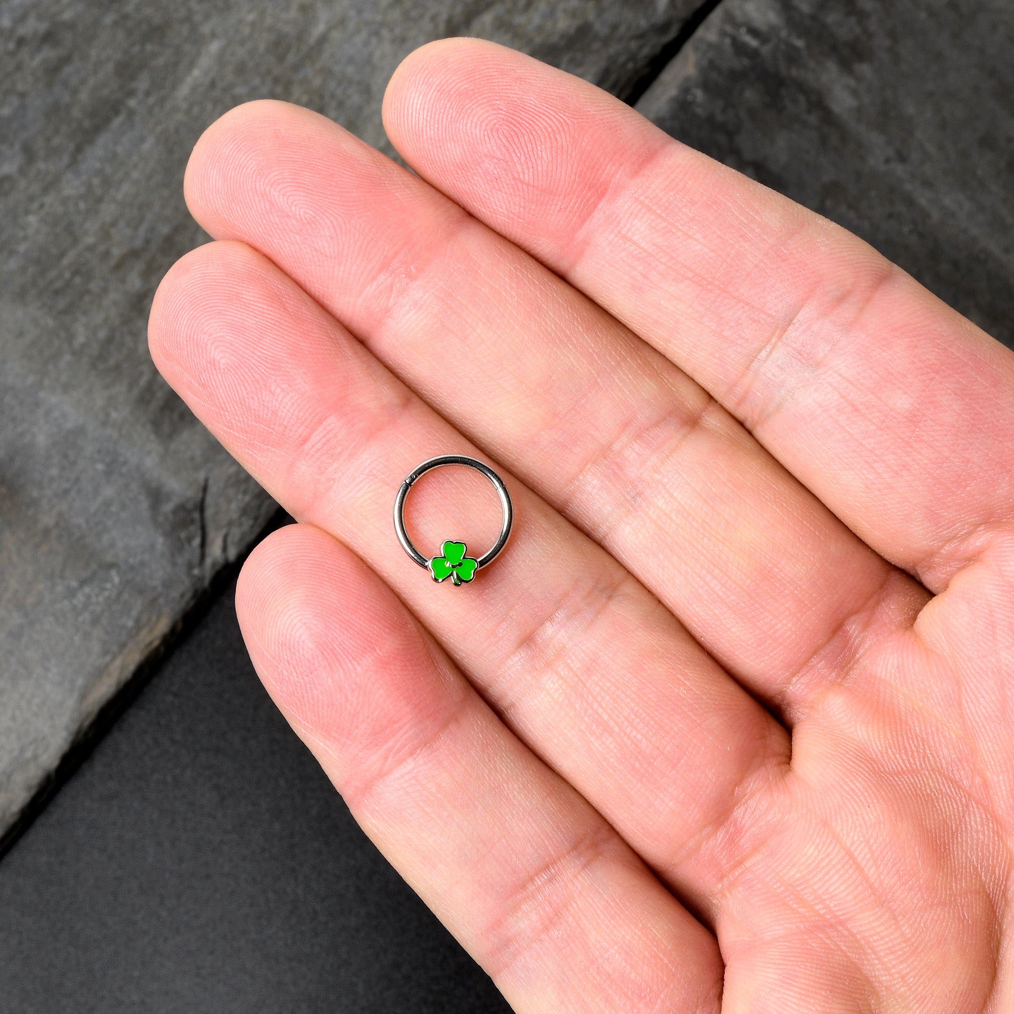 16G 3/8 Sweet Happy Shamrock St Patricks Hinged Segment Ring