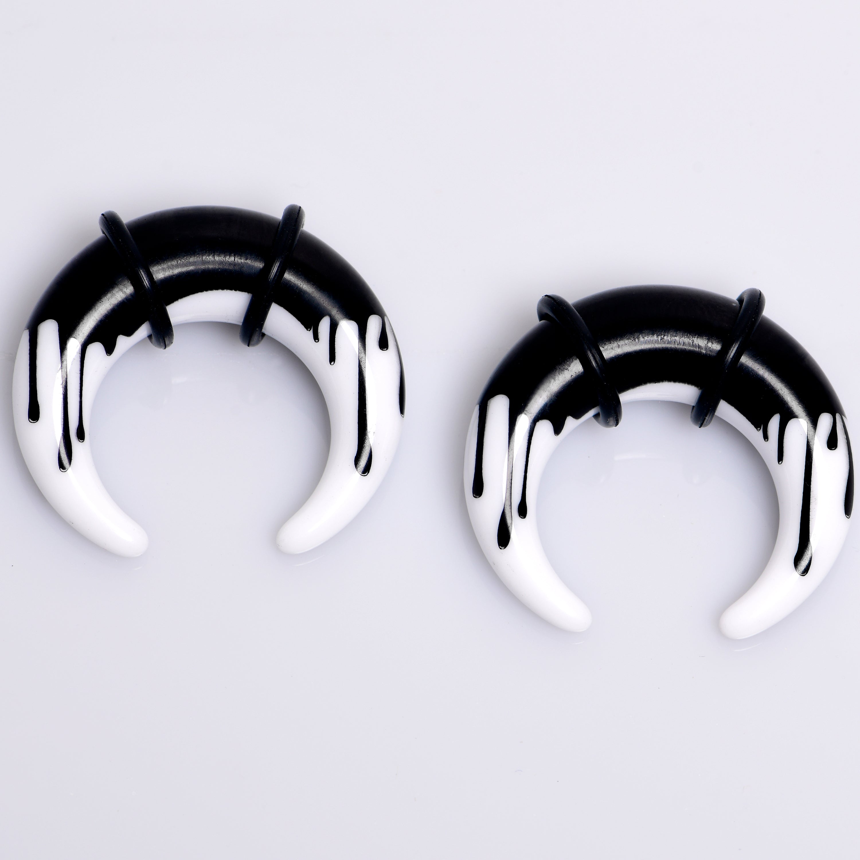 0 Gauge White Black Drip Acrylic Pincher Curved Taper Set
